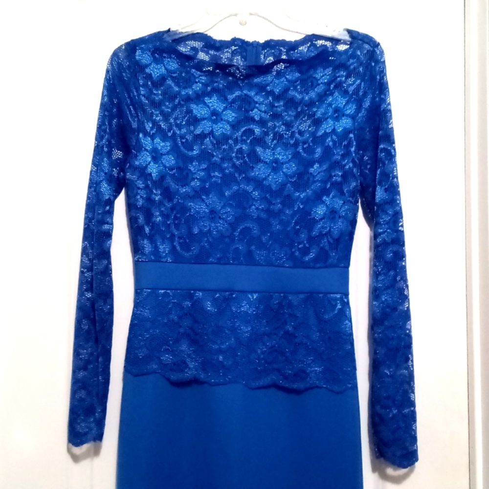 ⬇️ Price Drop⬇️Blue dress long sleeve with lace top - Picture 2 of 4